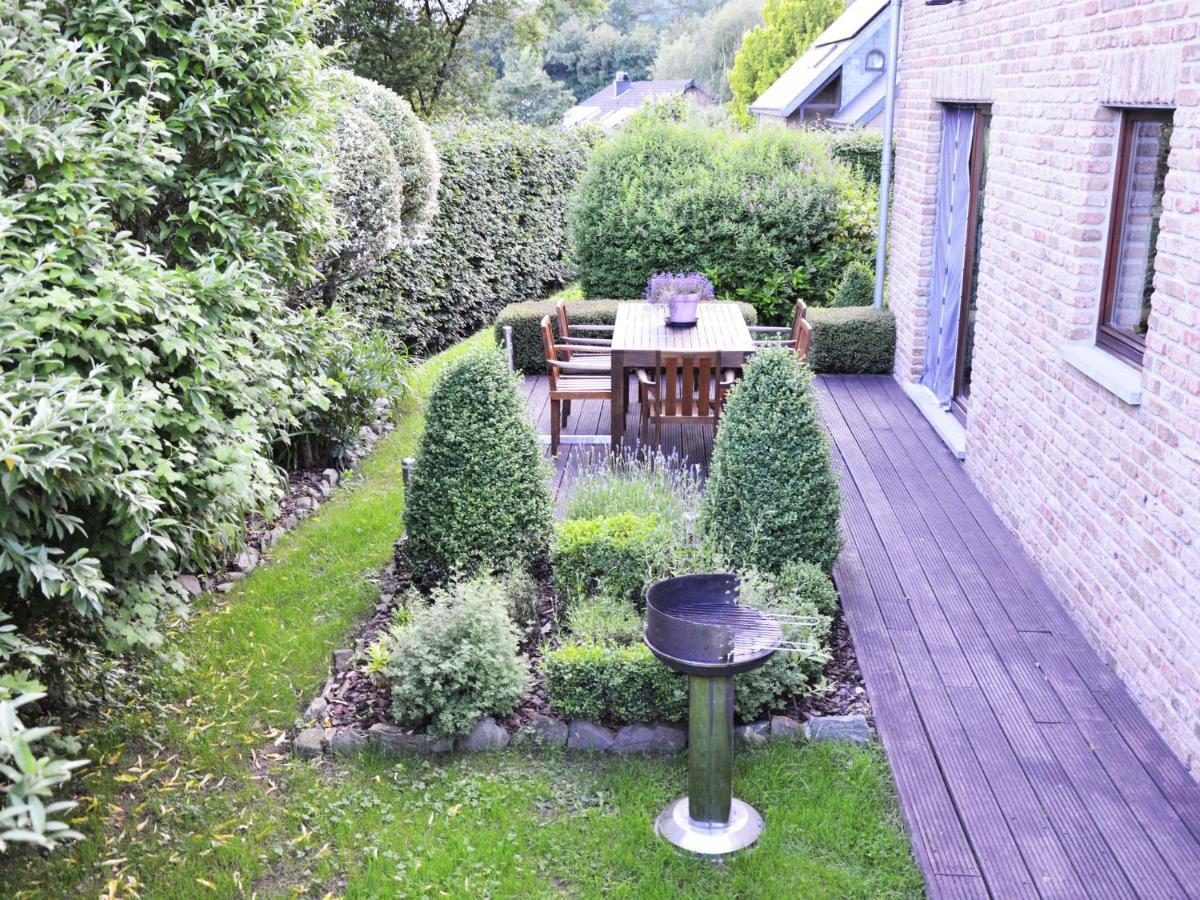 Modern Holiday Home In Stavelot With Fireplace المظهر الخارجي الصورة